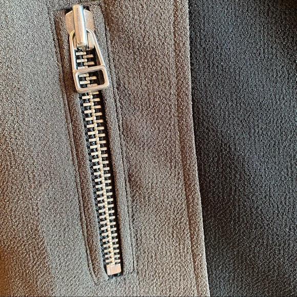 Wilfred Aritzia Montesson Moto Jacket with Zipper Details Black and Olive Green - Picture 7 of 10